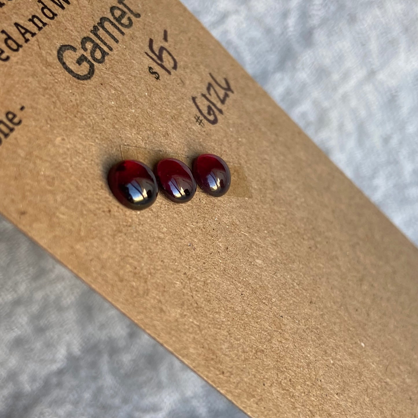 Garnet Cabochon - G126