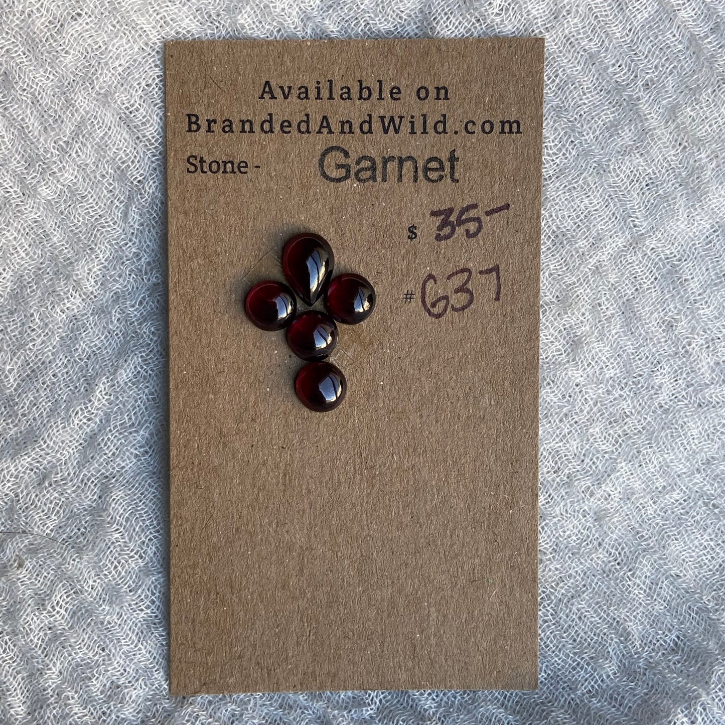 Garnet Cabochon - G37