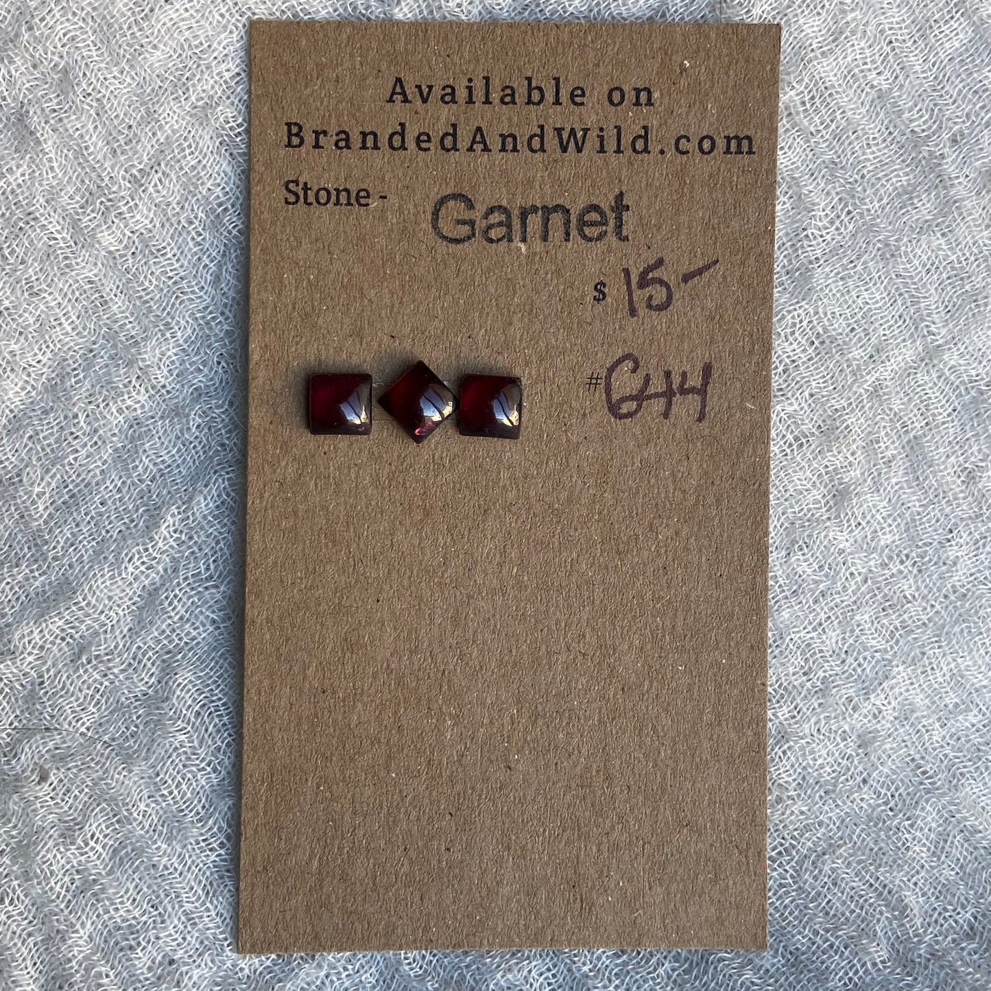 Garnet Cabochon - G44