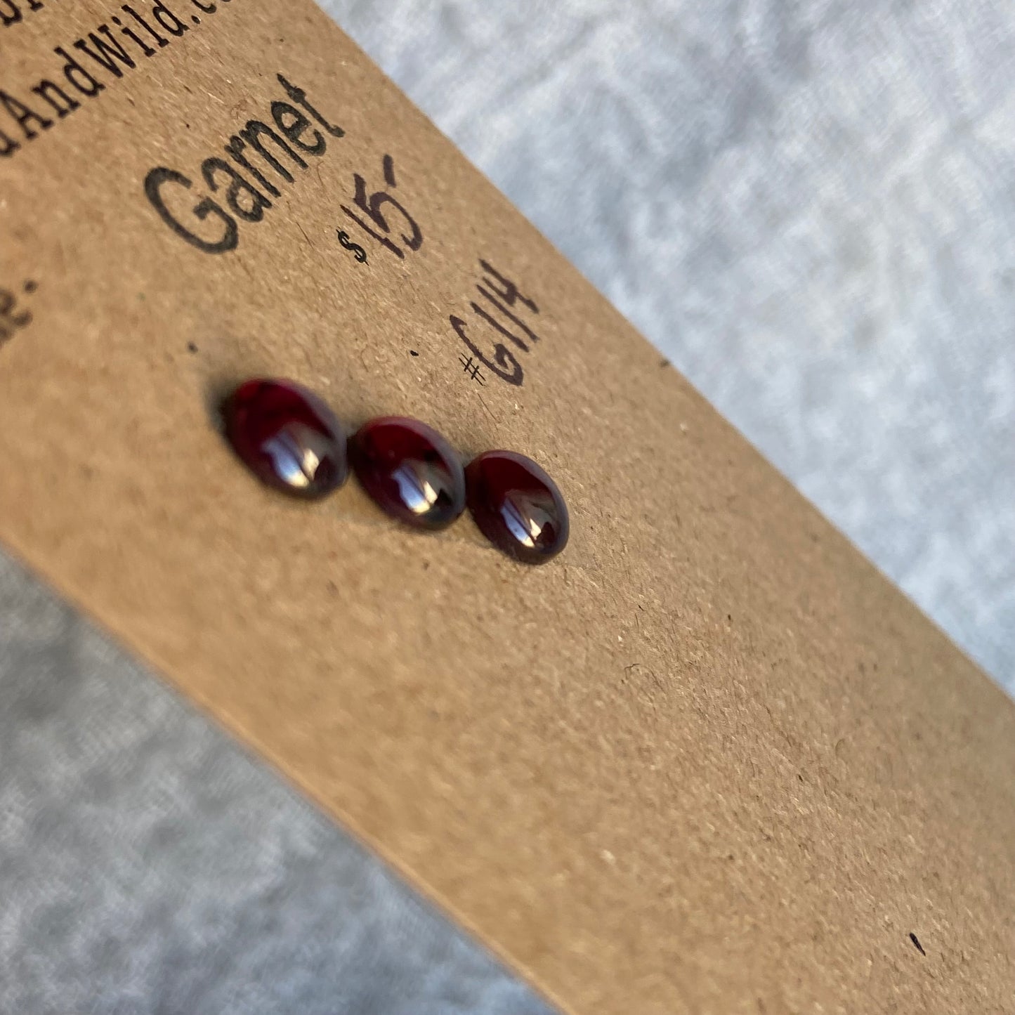 Garnet Cabochon - G114