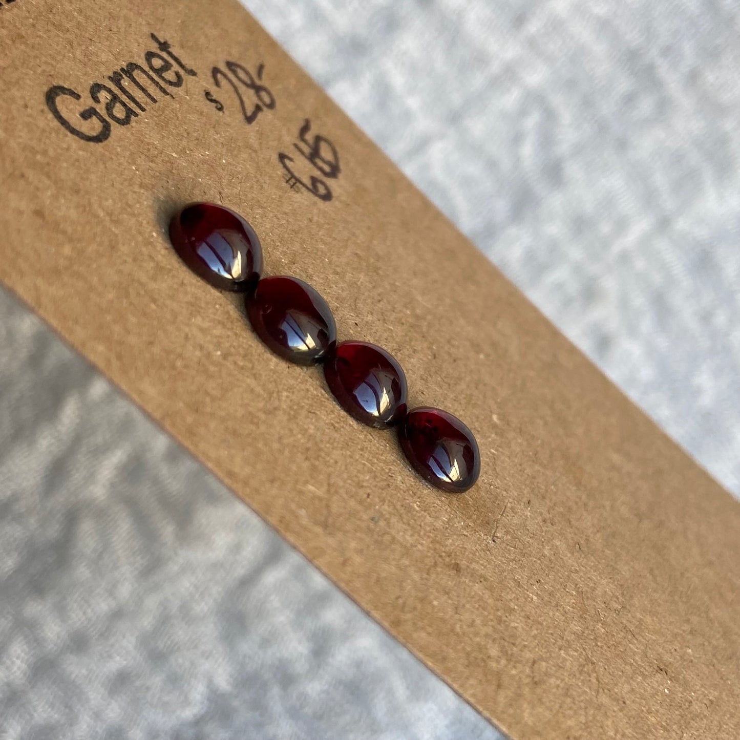 Garnet Cabochon - G65