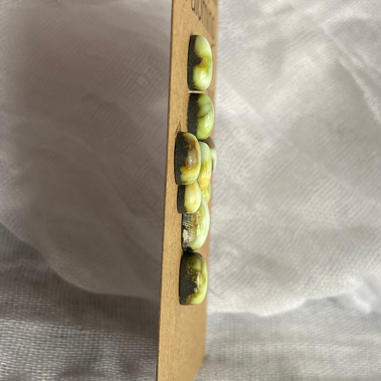 Palomino Cabochon - P010