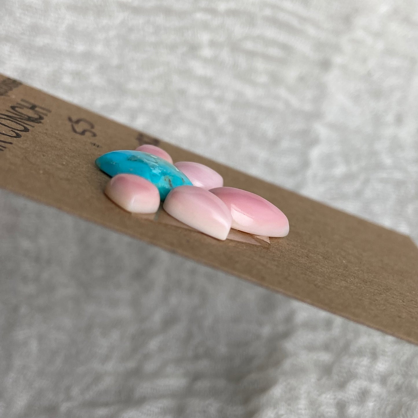 Pink Conch - Kingman Turquoise Cabochon - MIX82