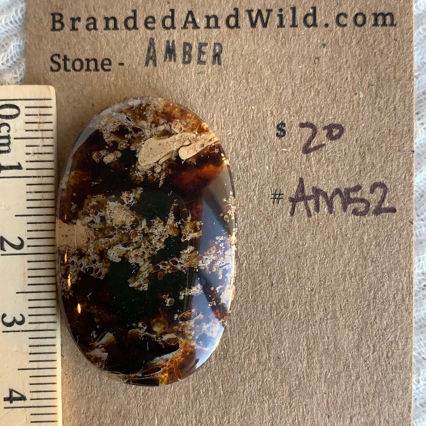 Amber Cabochon AM52