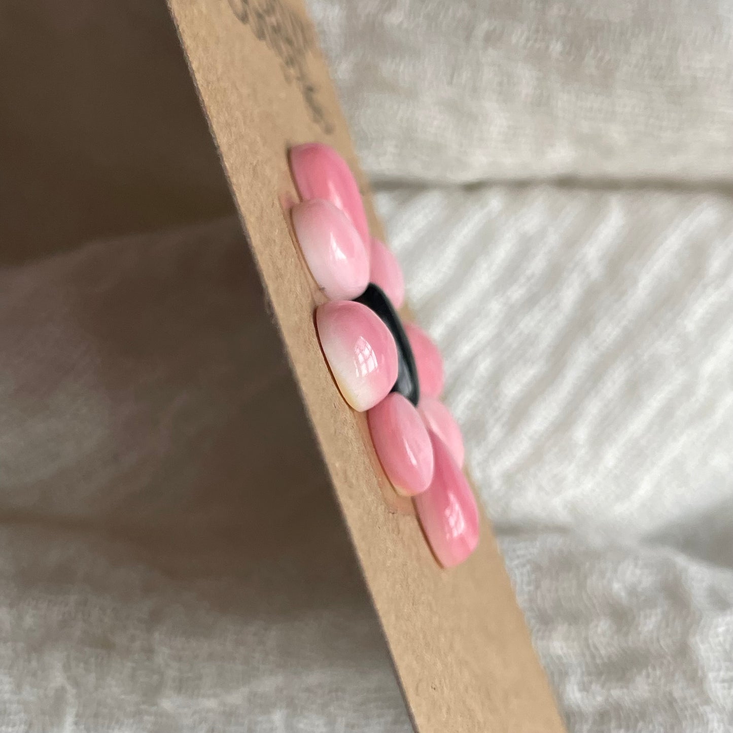 Black Onyx / Pink Conch Cabochon - MIX4 F1FFEDE5-096D-4B1D-99F5-2EC10B9F73ED Brandedandwild.com