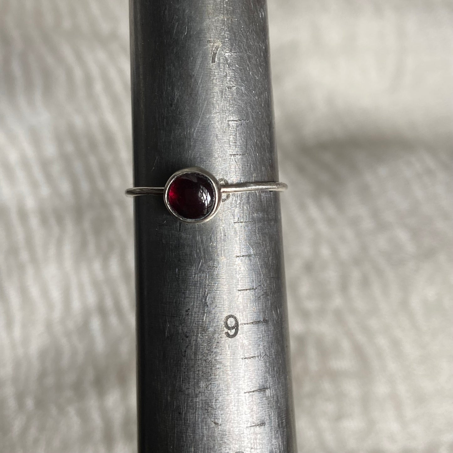Sterling Silver Ring - R112 Size - 8