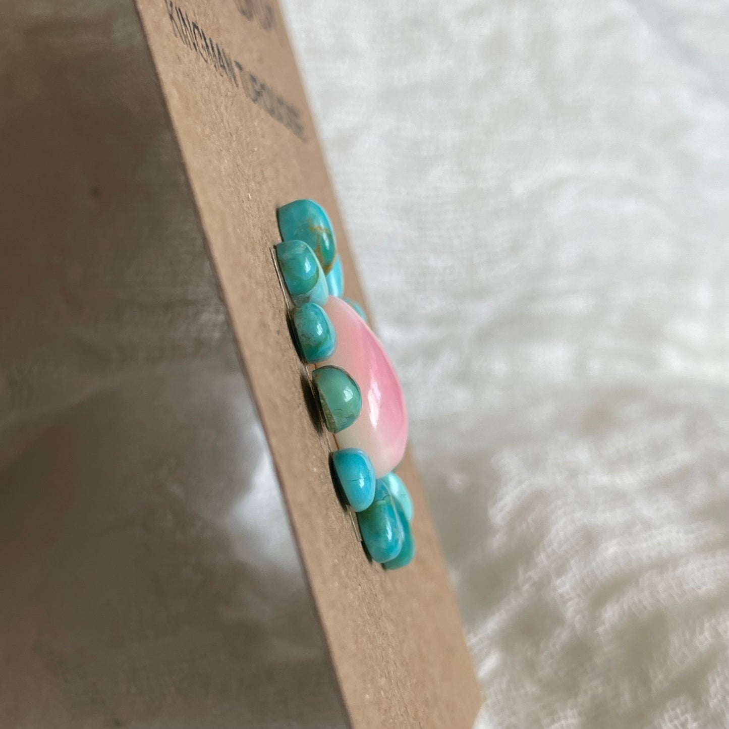 Pink Conch / Kingman Turquoise Cabochon - PK17