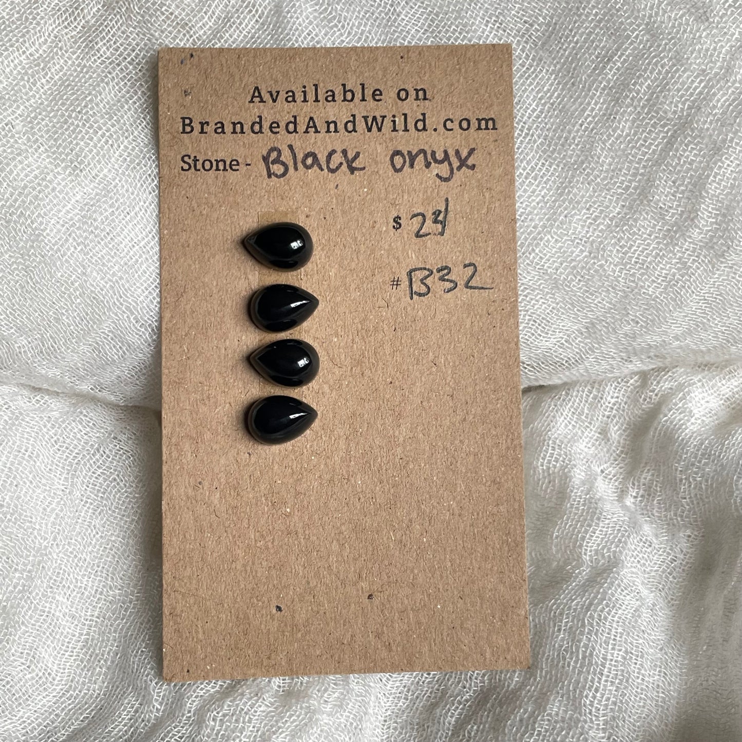 Black Onyx - Cabochon - B32 0287C29D-00B0-48F3-A45B-DAE6AD1840EC Brandedandwild.com