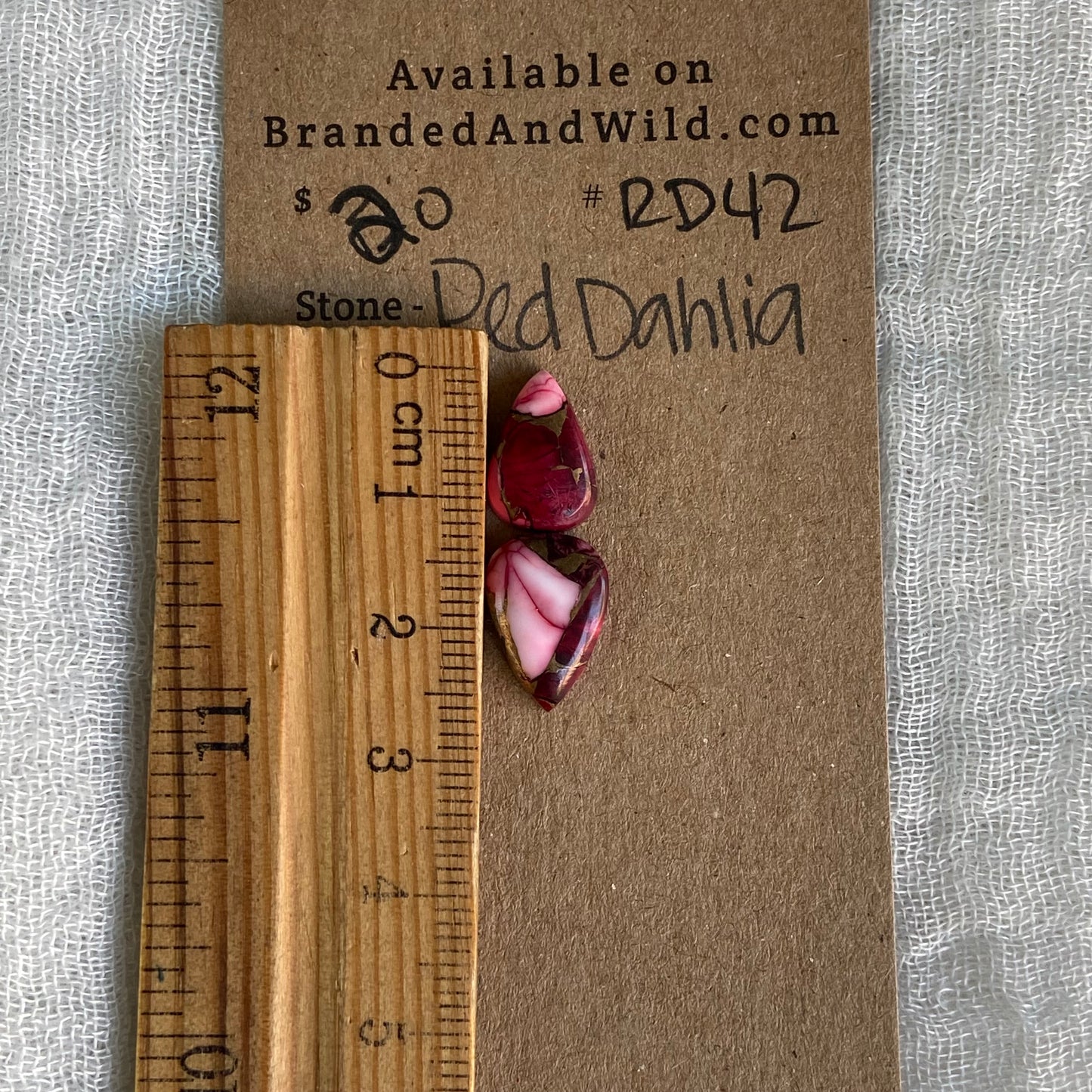 Red Dahlia Cabochon - RD42
