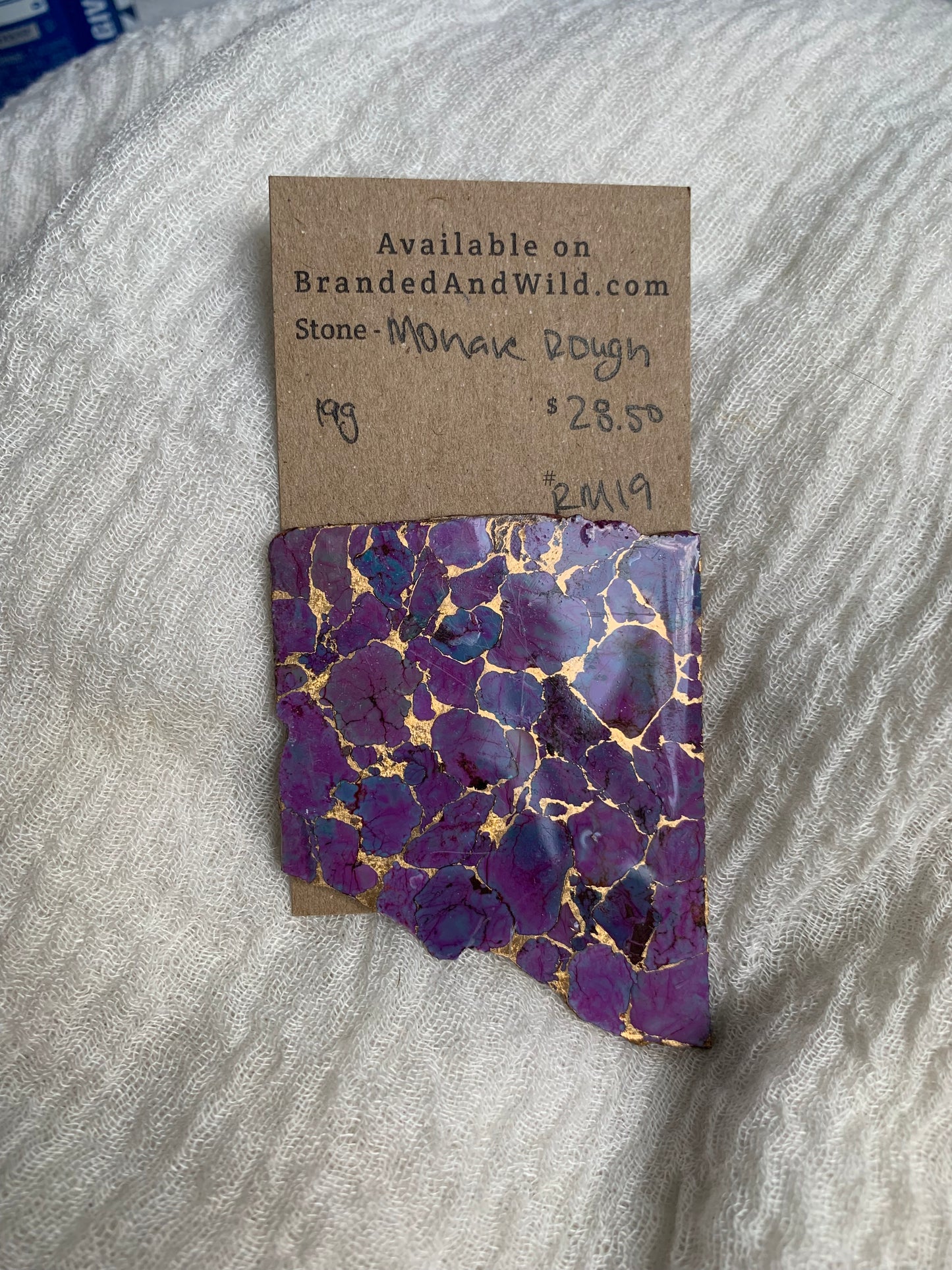 Mohave rough Cabochon - MR19