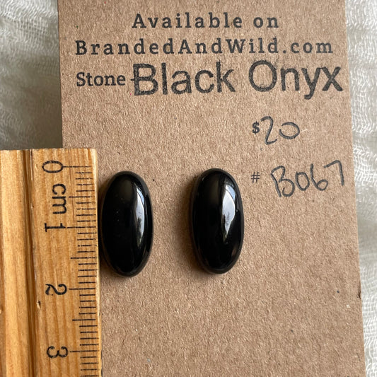 Black Onyx - Cabochon - BO67 050CF3F6-CA78-4BCC-A5A0-08B47A3379EF Brandedandwild.com