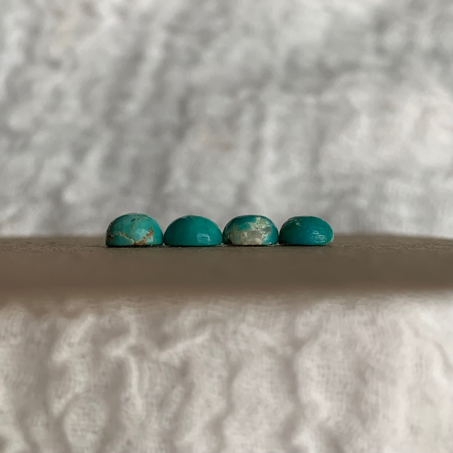 Kingman Turquoise Cabochon 5mm - KT12