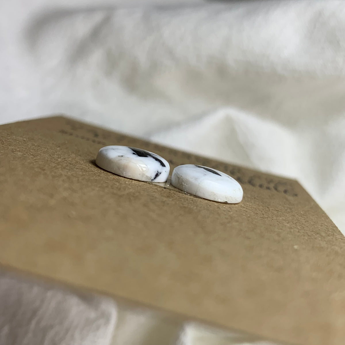 White Buffalo Cabochon - WB08 06FDC63B-022C-4193-B2B6-90FB186E2FDF Brandedandwild.com