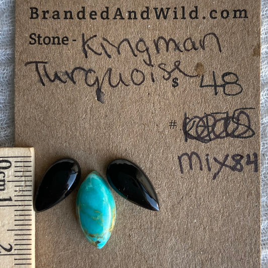 Kingman Turquoise / Black Onyx Cabochon - MIX84