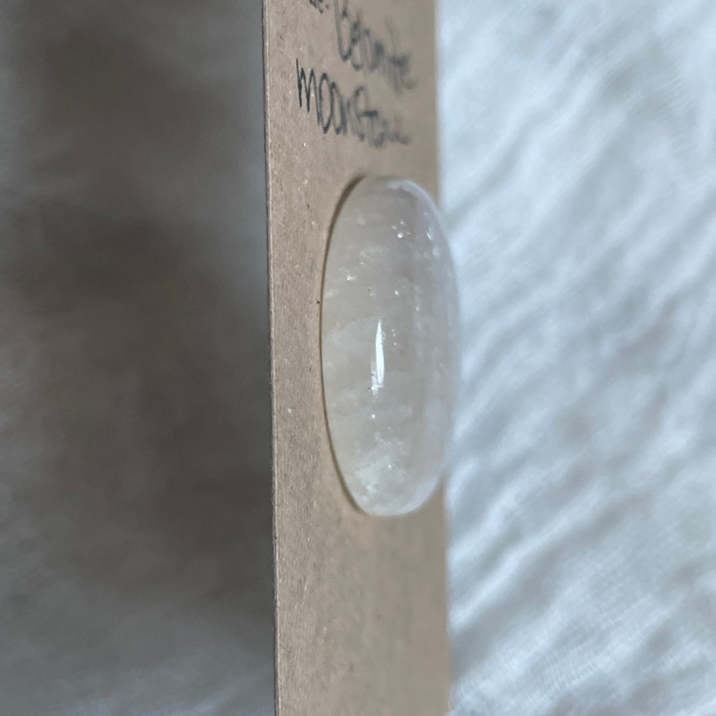 Belomrite Moonstone Cabochon - MB05
