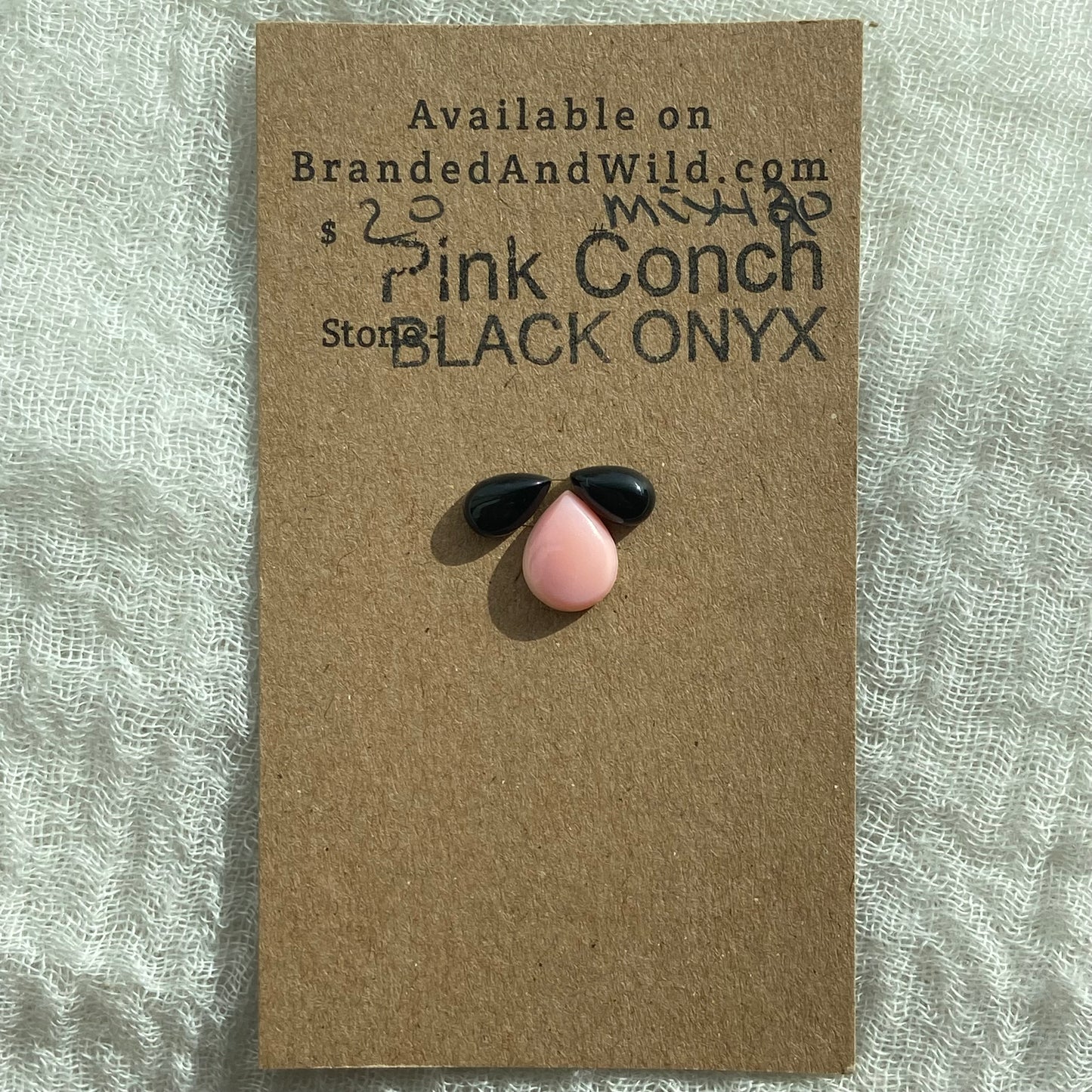 Black Onyx /  Pink Conch Cabochon - Mix120