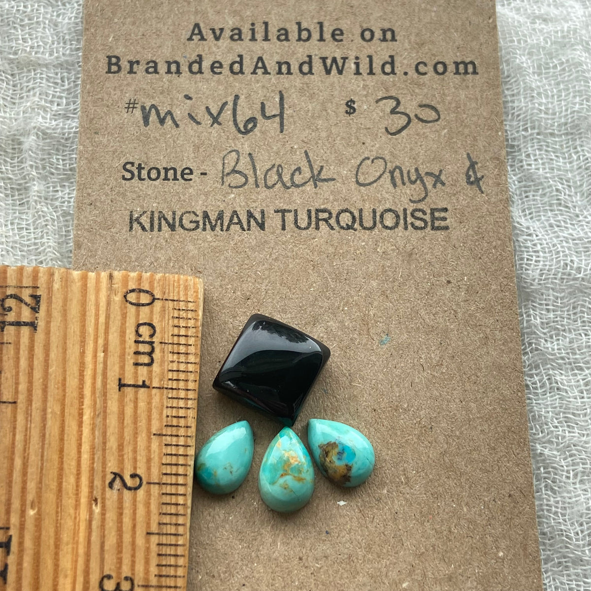 Kingman / Black Onyx Cabochon - MIX64