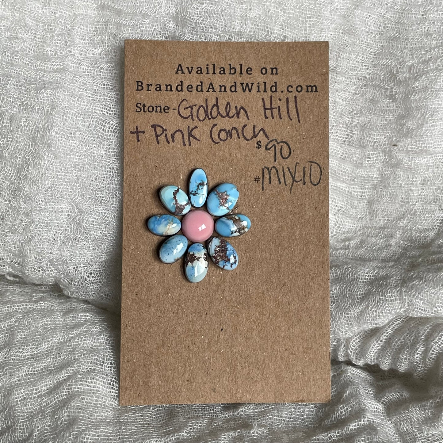 Golden Hill / Pink Conch Cabochon - MIX10
