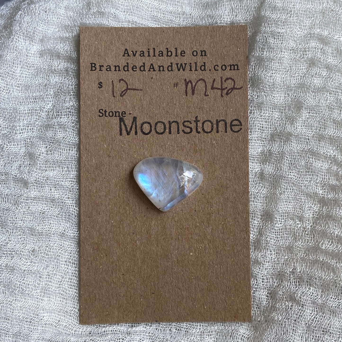 Moonstone Cabochon - M42