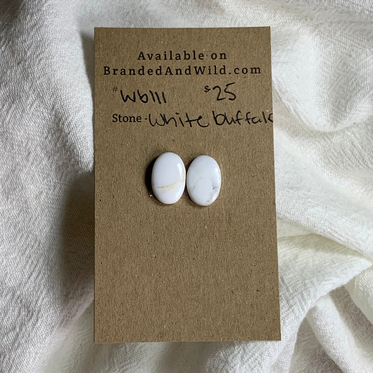 White Buffalo Cabochon - WB111 0B720451-F8E4-41CA-8C85-5EABE6E027BF Brandedandwild.com