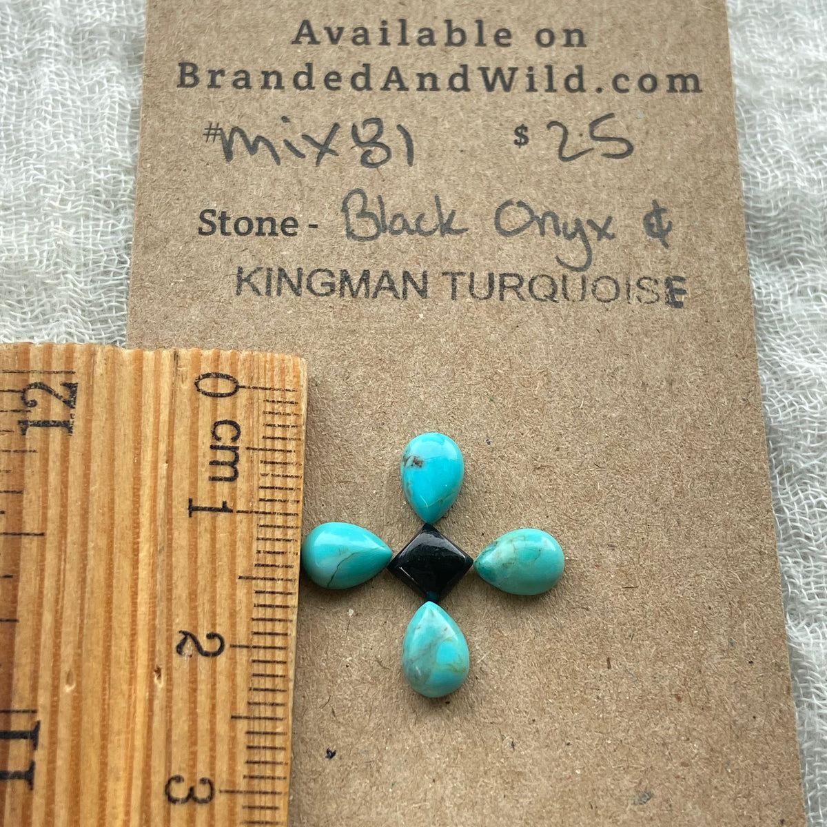 Kingman / Black Onyx Cabochon - MIX81