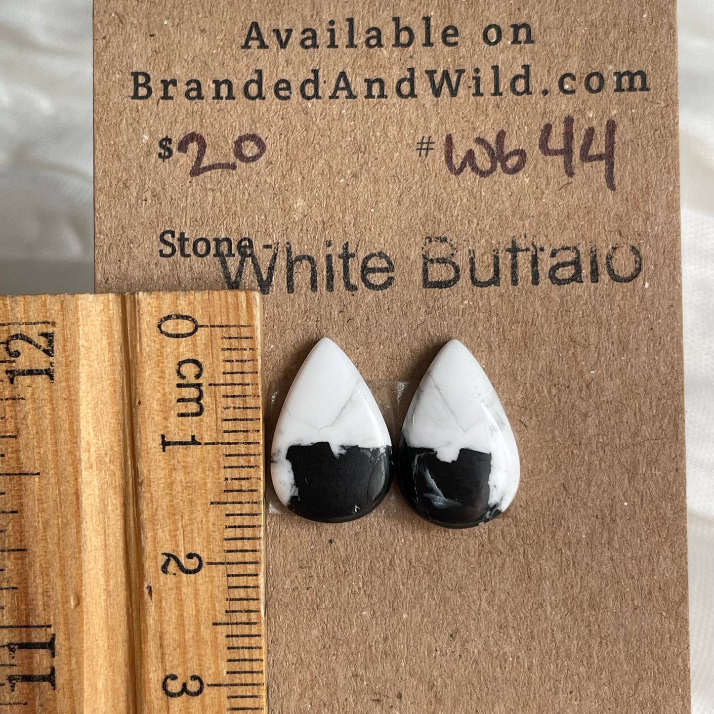 White Buffalo Cabochon - WB44 0C411F27-C8A5-4C28-9AD7-8BFF99800E7A Brandedandwild.com