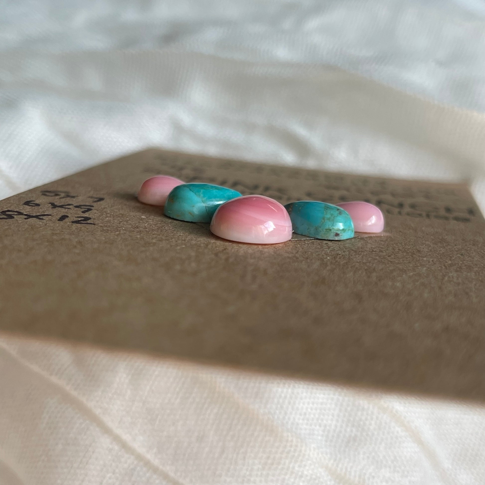 Kingman / Pink Conch Cabochon - MIX102 0D544C5F-9E59-4211-AE76-9B451D5A2919 Brandedandwild.com