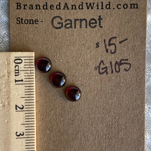 Garnet Cabochon - G105