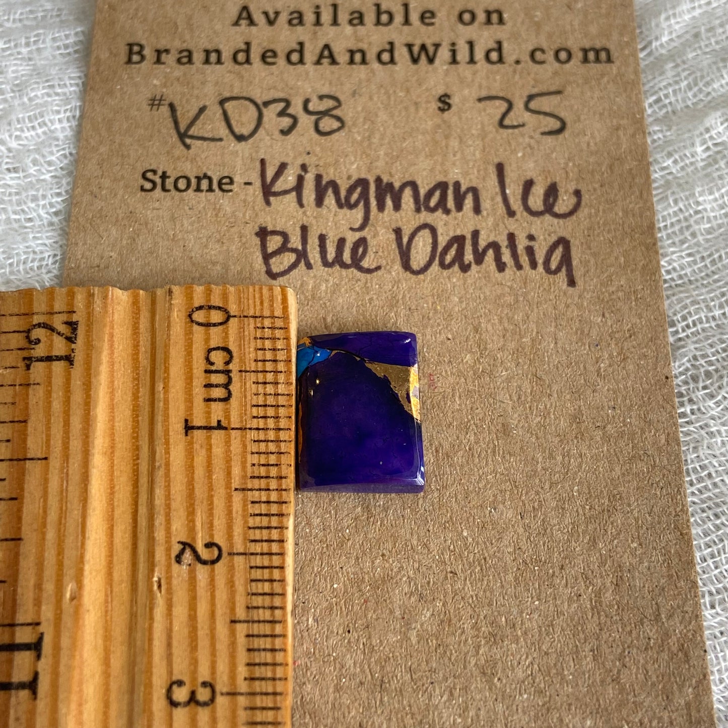 Kingman Ice Blue Dahlia Cabochon - KD38