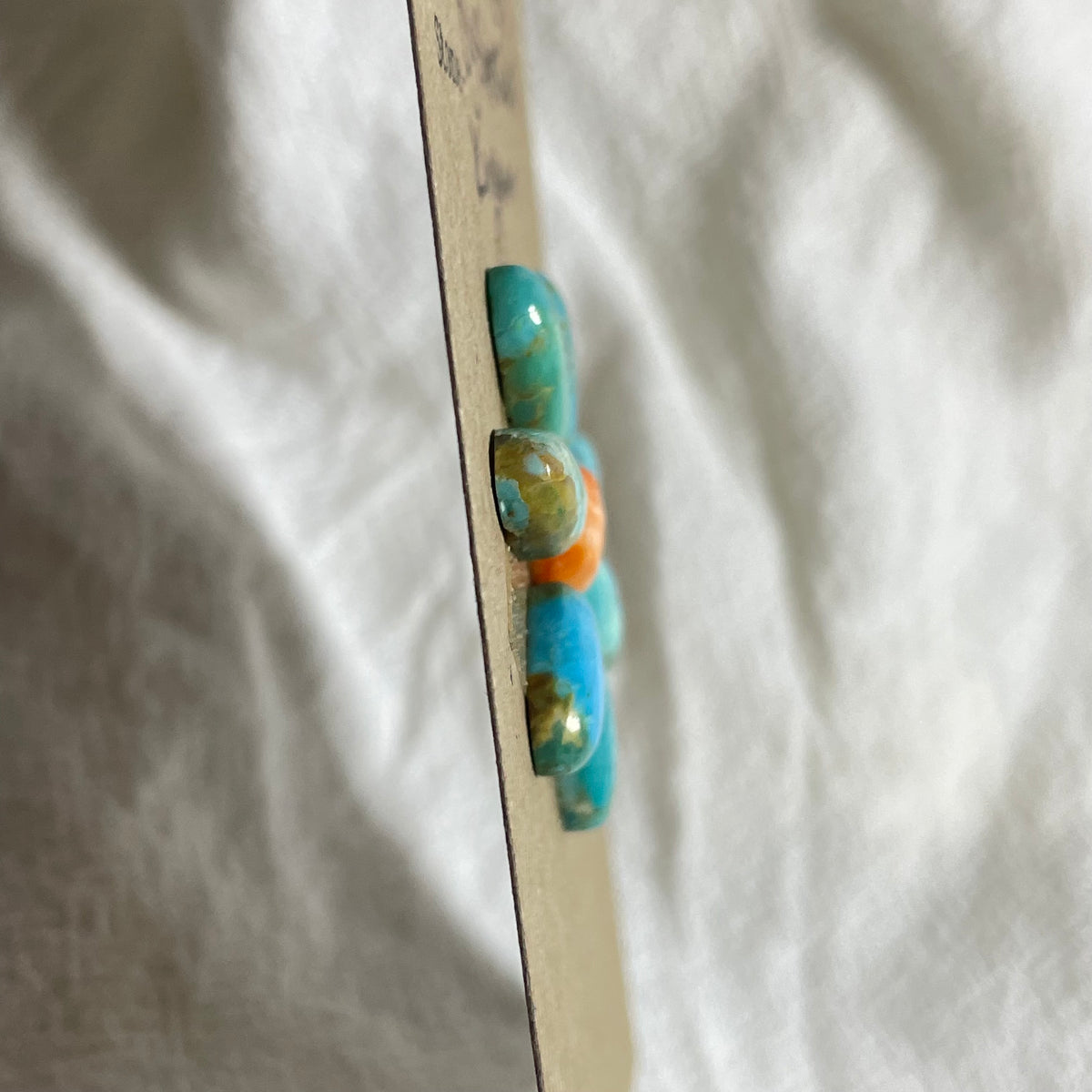 Kingman Turquoise / Oyster Shell Cabochon - KO14