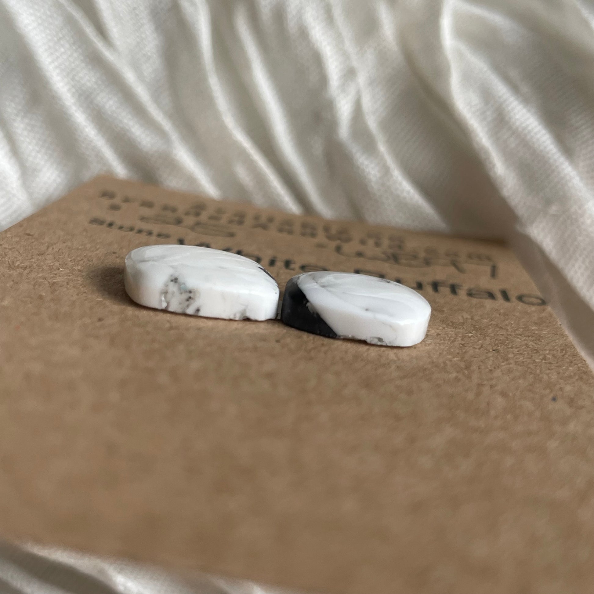 White Buffalo Cabochon - WB97 0FFC6CAF-00C8-4C37-82E5-E5FF18AFE04F Brandedandwild.com