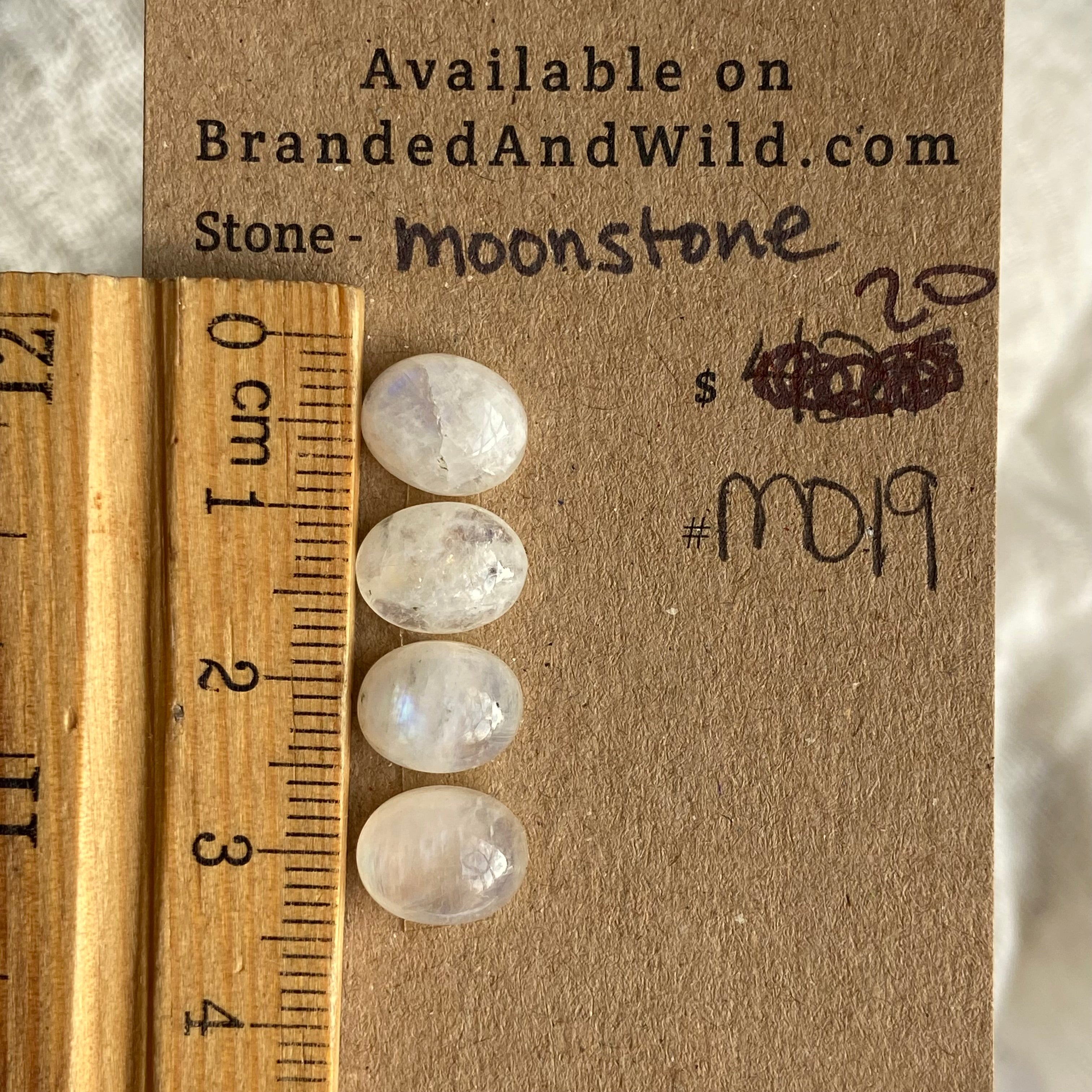 Moonstone cabochon - M019 – Brandedandwild.com