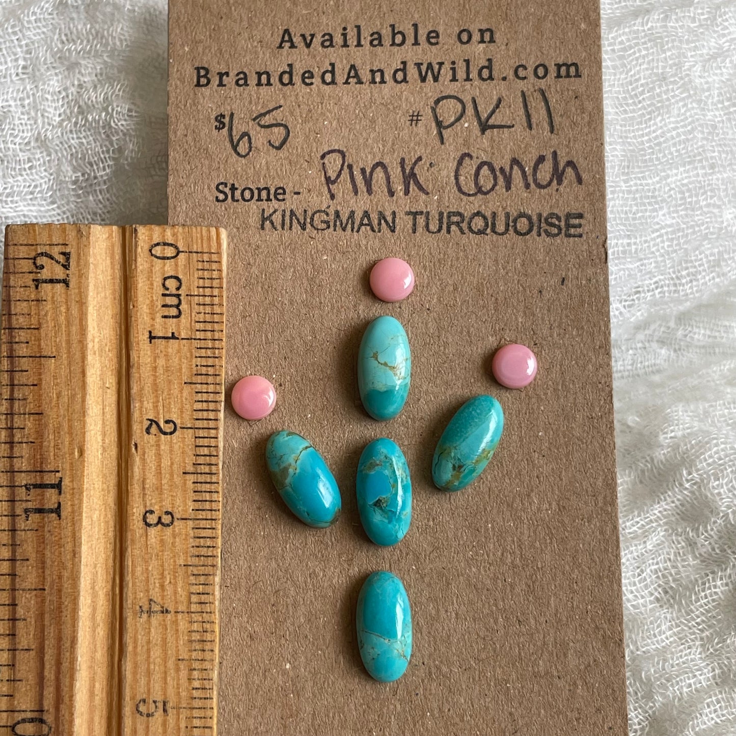 Pink Conch / Kingman Turquoise Cabochon - PK11
