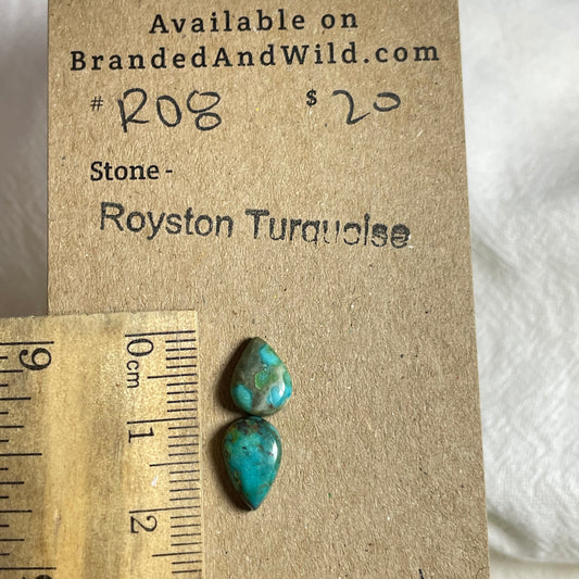 Royston Turquoise Cabochon - R08