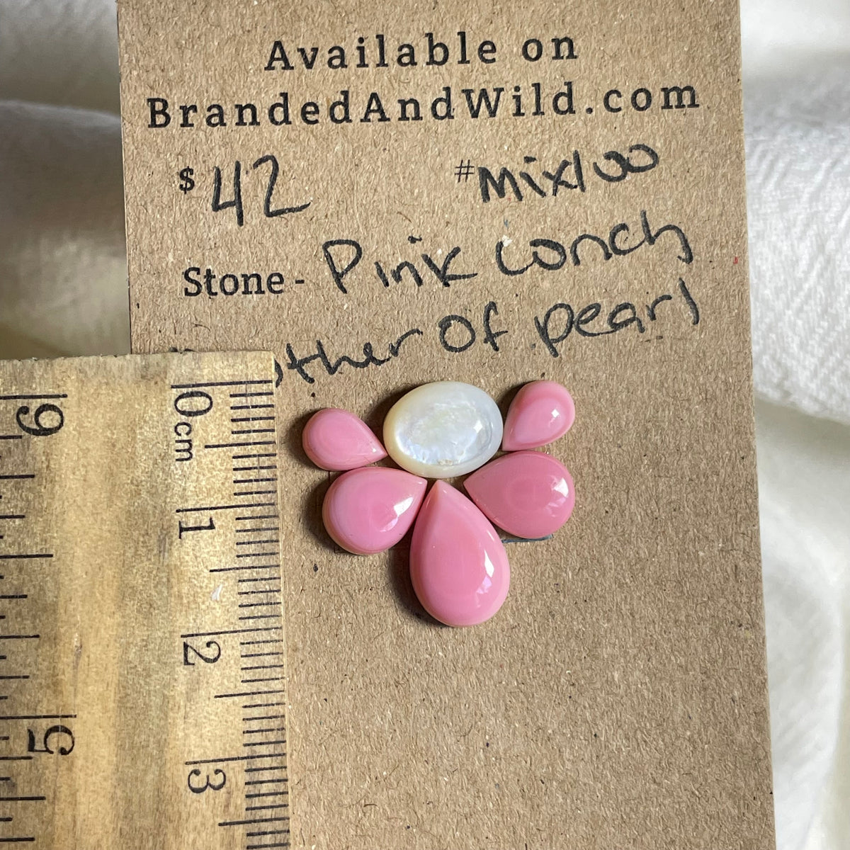 Pink Conch / Kingman Turquoise Cabochon - MIX100