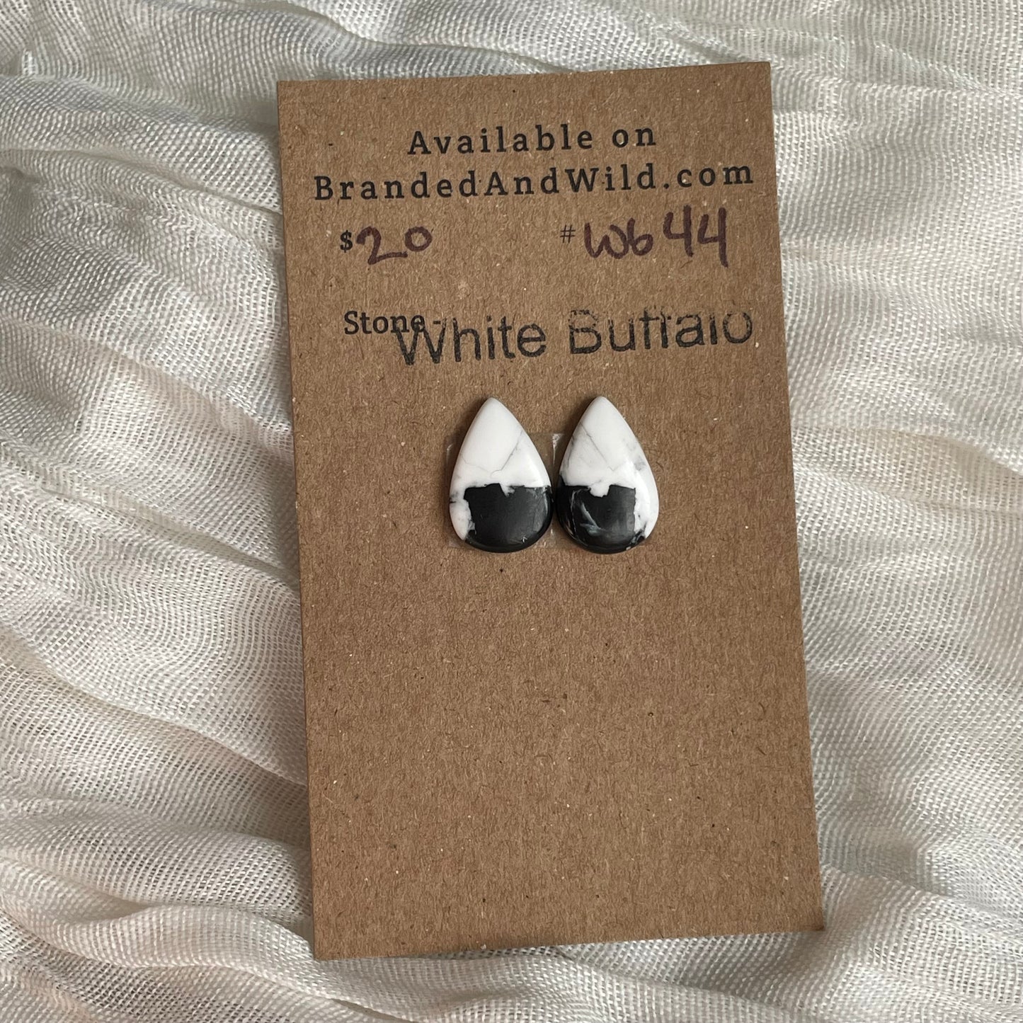 White Buffalo Cabochon - WB44 116ADC99-C342-4174-B702-34C0D91B2AD0 Brandedandwild.com