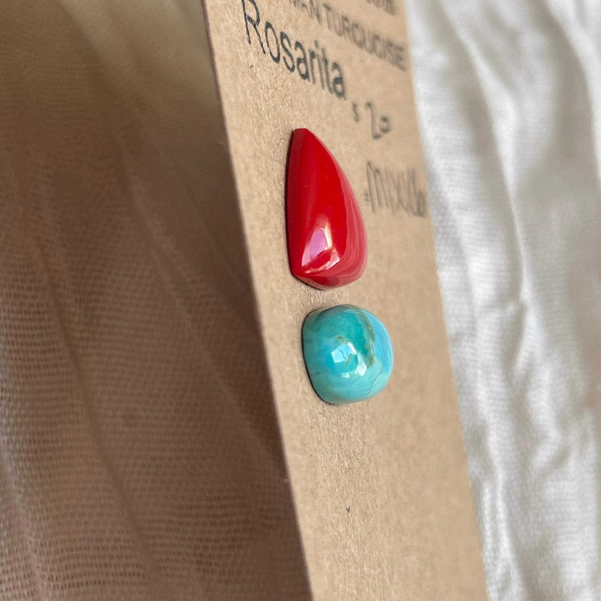 Rosarita / Kingman Turquoise Cabochon - MIX106 1193D9D9-8D15-4FB8-A54B-4DF63E9C9CF1 Brandedandwild.com
