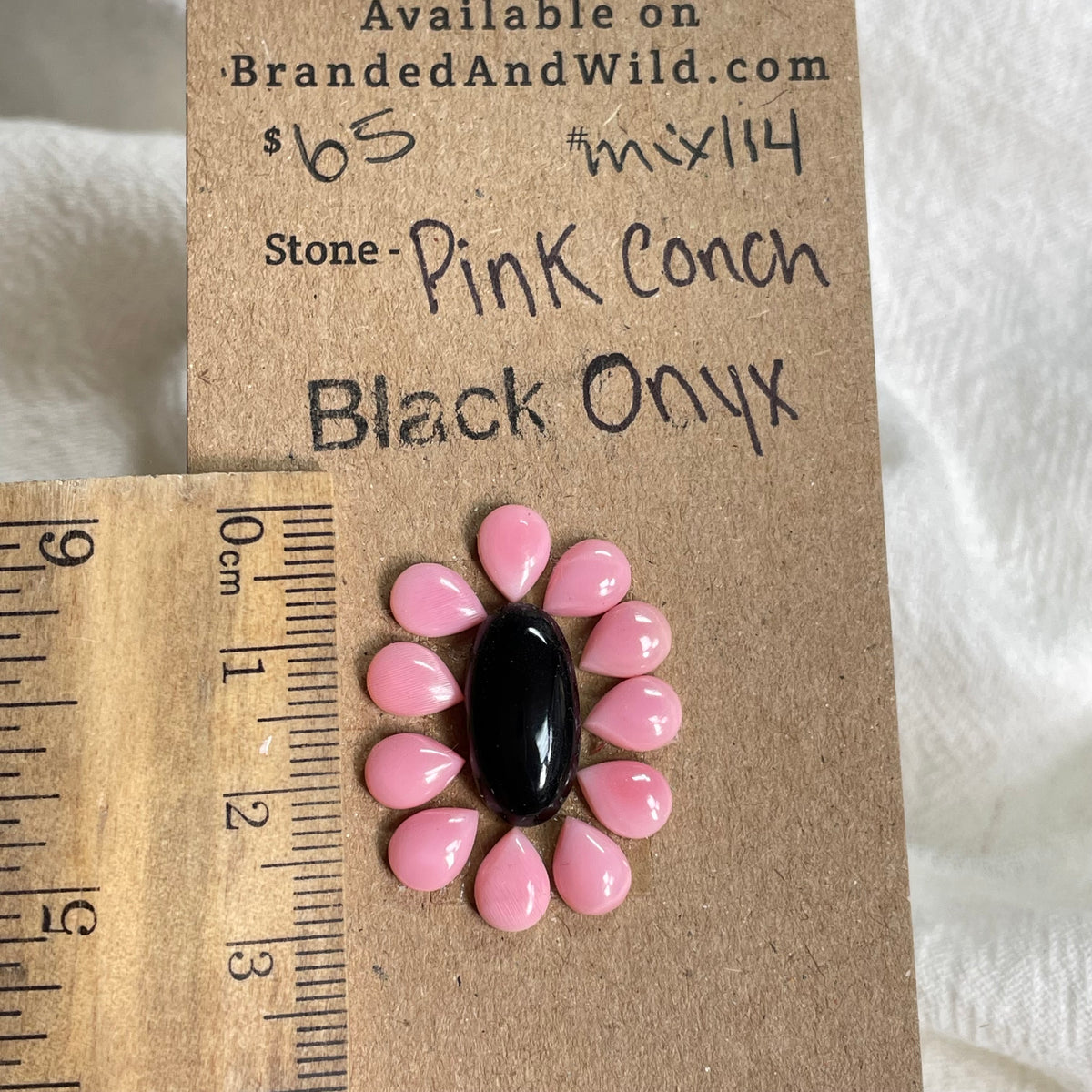 Black Onyx / Pink Conch Cabochon - MIX114 134299E6-FD9E-4C93-B7B8-009875668B6A Brandedandwild.com