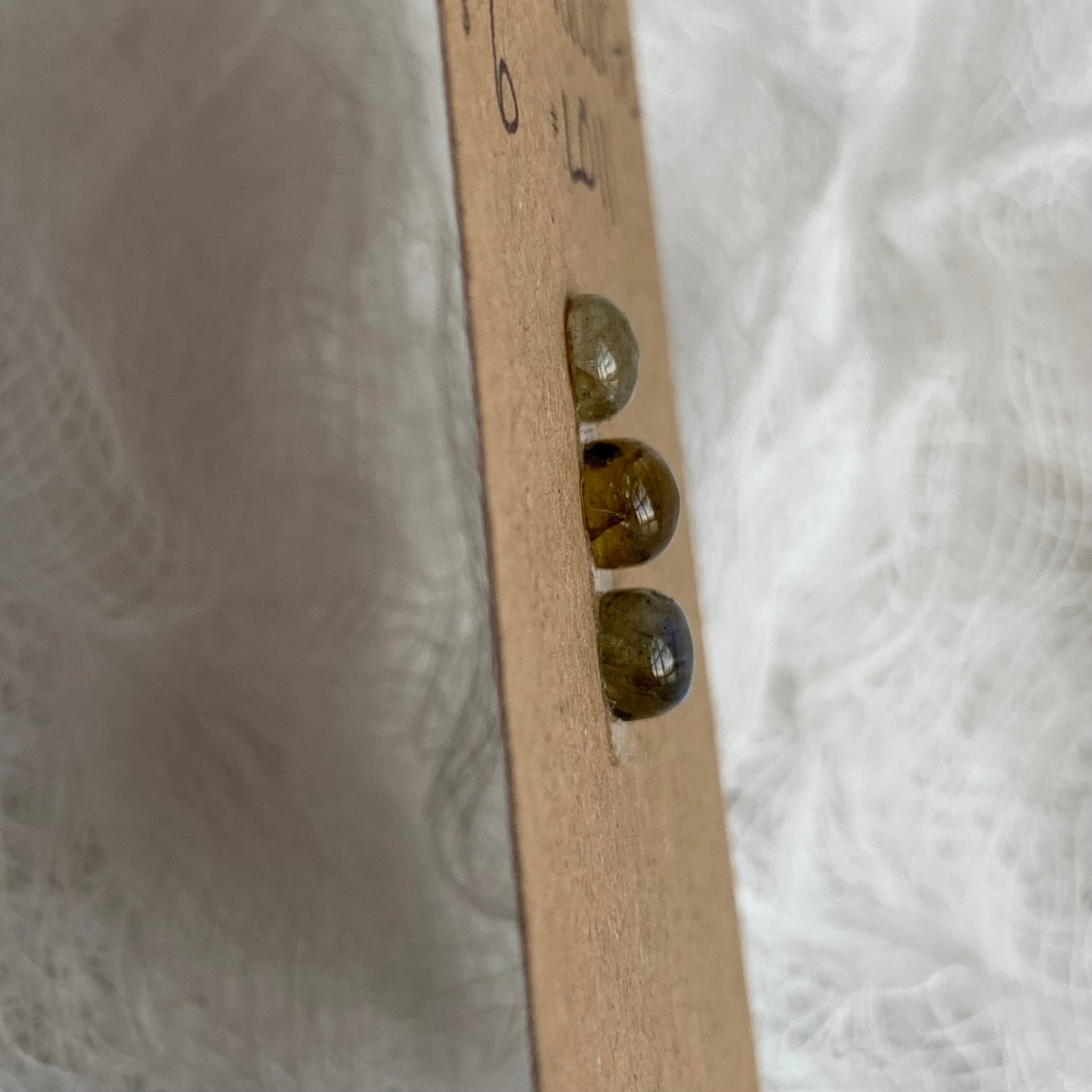 Labradorite Cabochon - L011