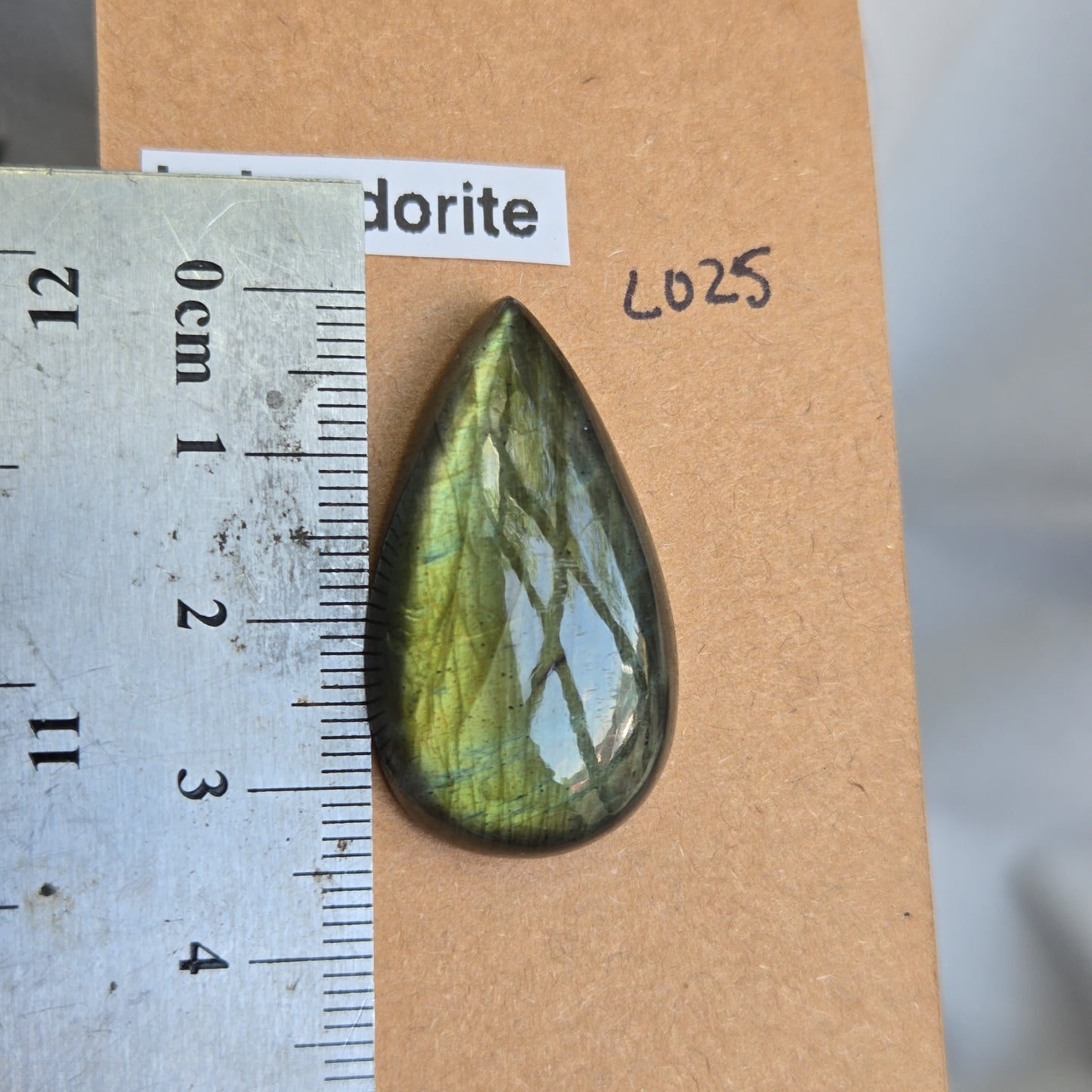 Labradorite Cabochon - L025