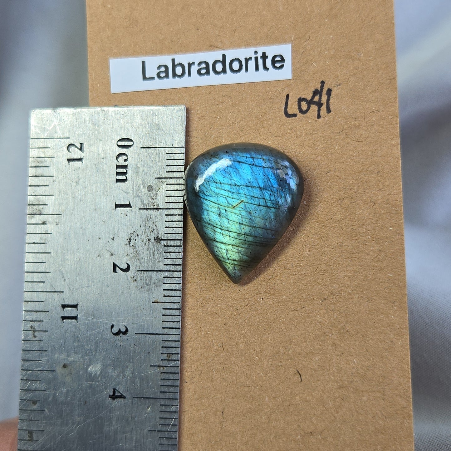 Labradorite Cabochon - L041