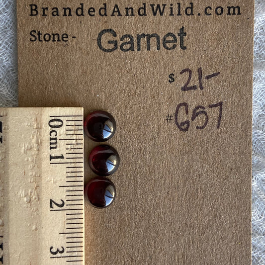 Garnet Cabochon - G57