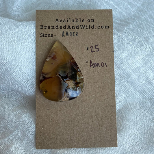 Amber Cabochon AM01