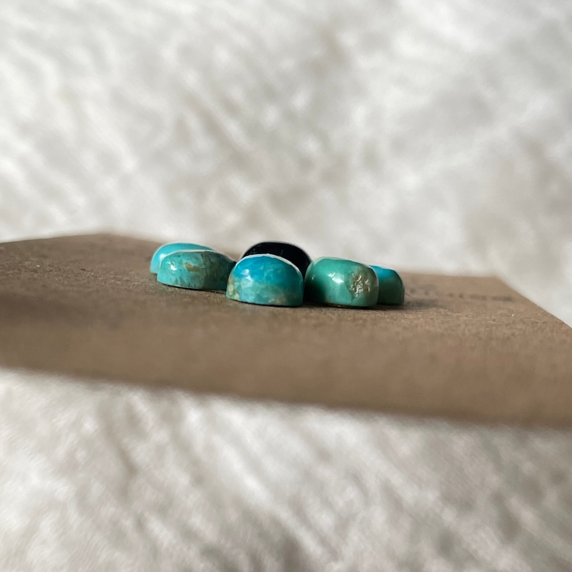 Kingman / Black Onyx Cabochon - Mix91 19293E09-D2AB-4C98-9DE0-420A0ED2BF6D Brandedandwild.com