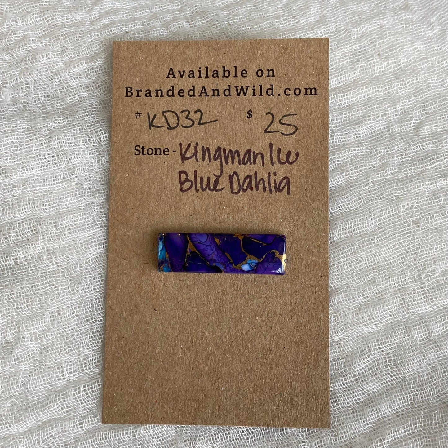 Kingman Ice Blue Dahlia Cabochon - KD32