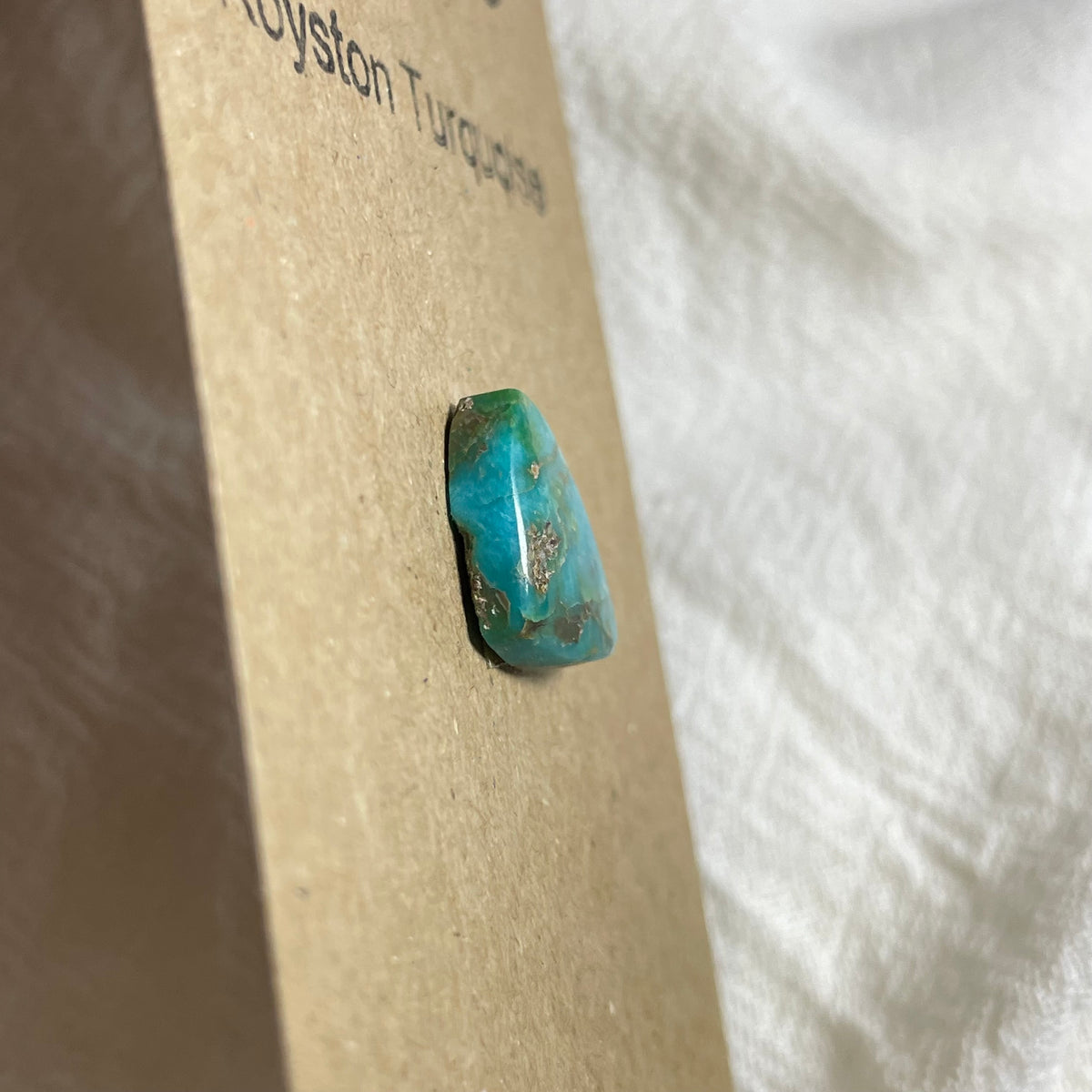 Royston Turquoise Cabochon - R25