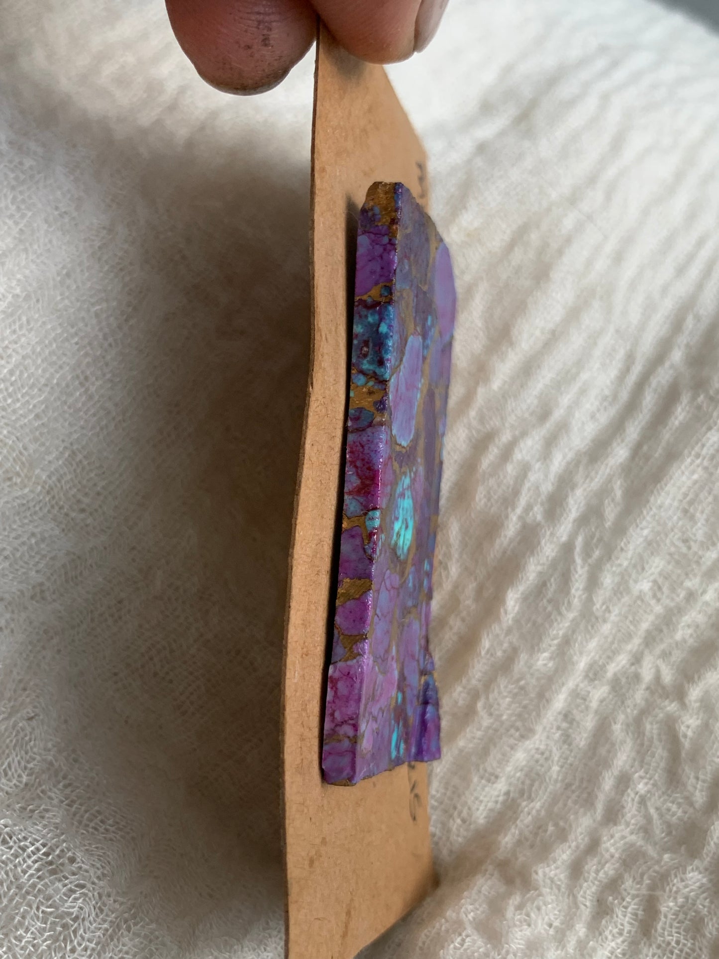 Mohave rough Cabochon - MR15