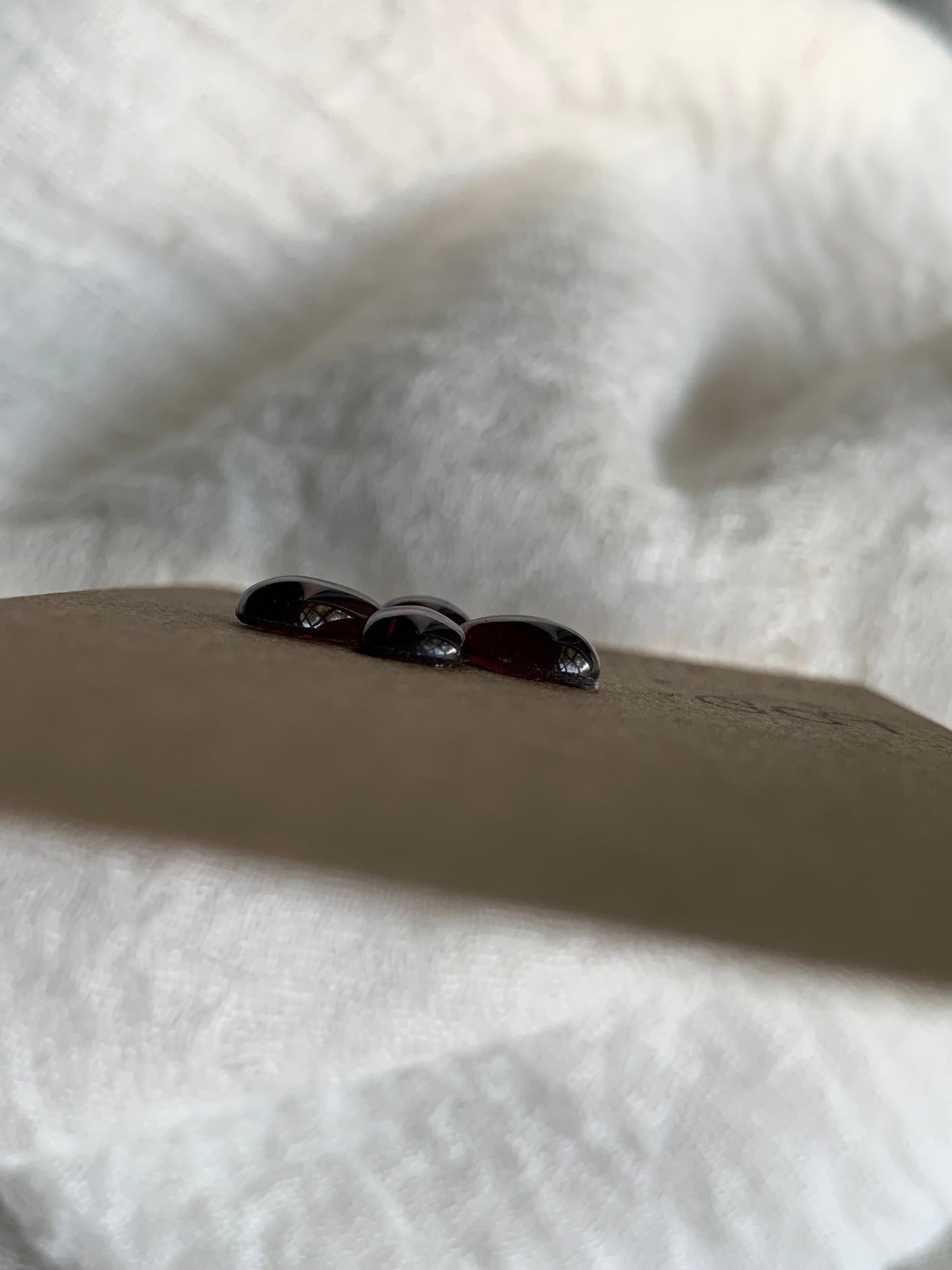 Garnet Cabochon - G09