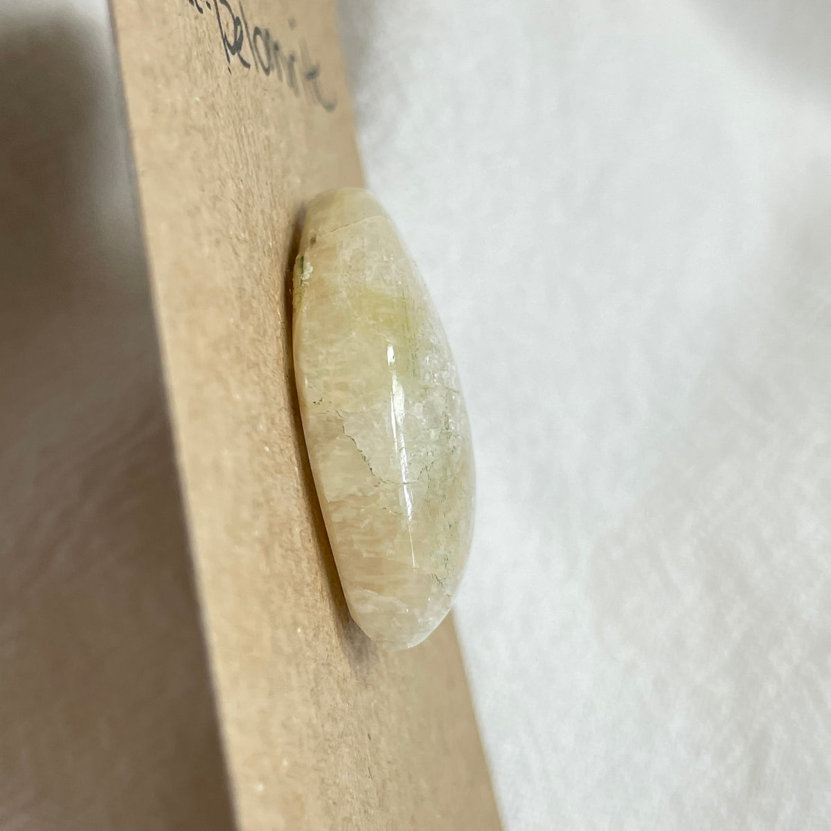 Belomrite Moonstone Cabochon - MB14 1D058843-90B3-41B3-A4D3-0509688119EF Brandedandwild.com