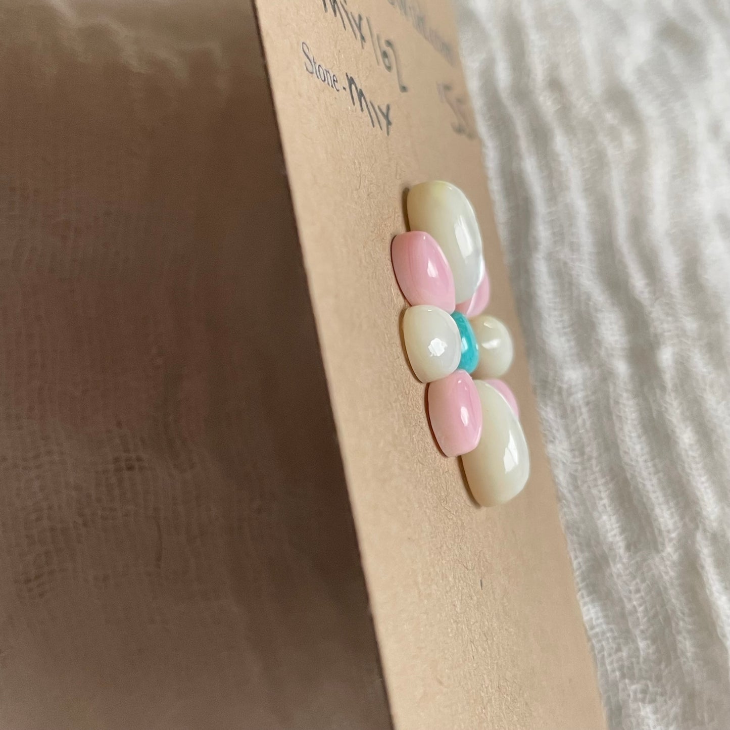 Pink Conch Mix Cabochon - MIX162 1EB68058-296E-471E-BAC9-CD5BD8A43CD3 Brandedandwild.com